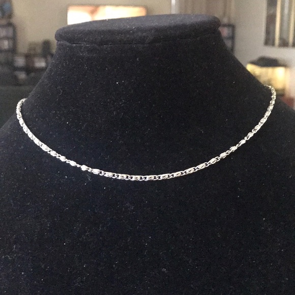 Silver Chain - Picture 1 of 1